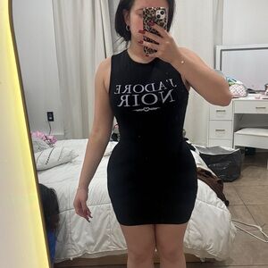 Black Sleeveless Dress